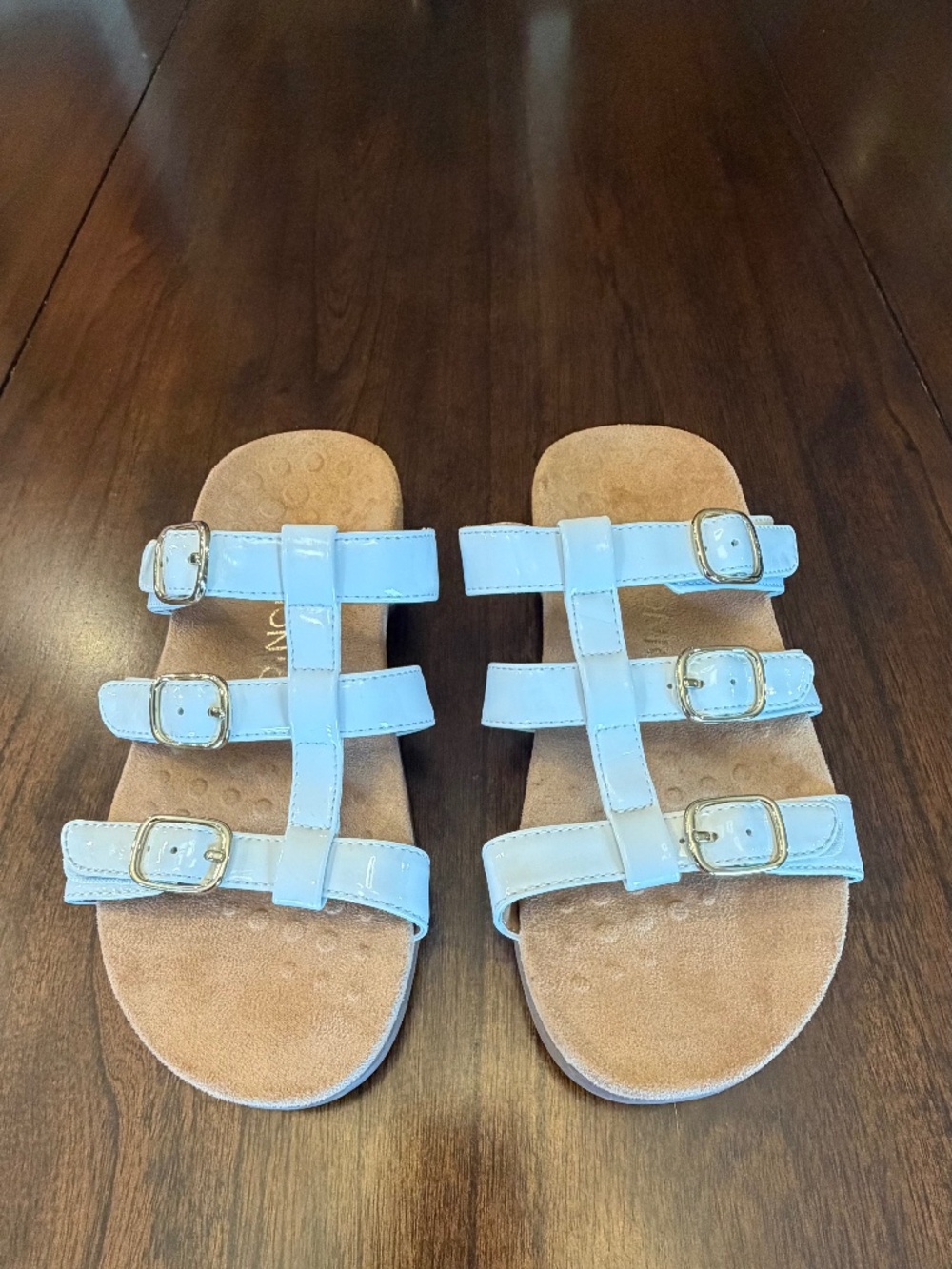 NWOT Vionic Misa White Patent Velcro Adjustable Slip-on Sandals, Size 7